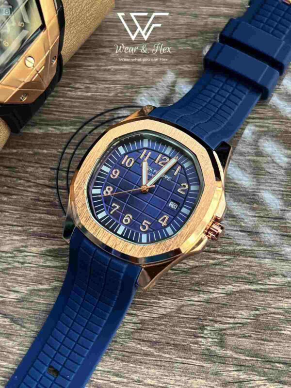 Patek Philippe Aquanaut (Navy)